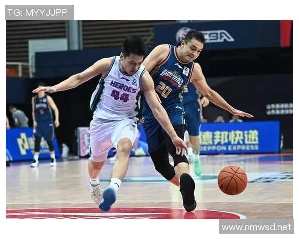 南京篮球队防守表现分析与改进建议探讨